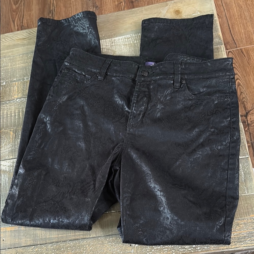 🖤NYDJ Black Straight Leg skinny Jeans🖤